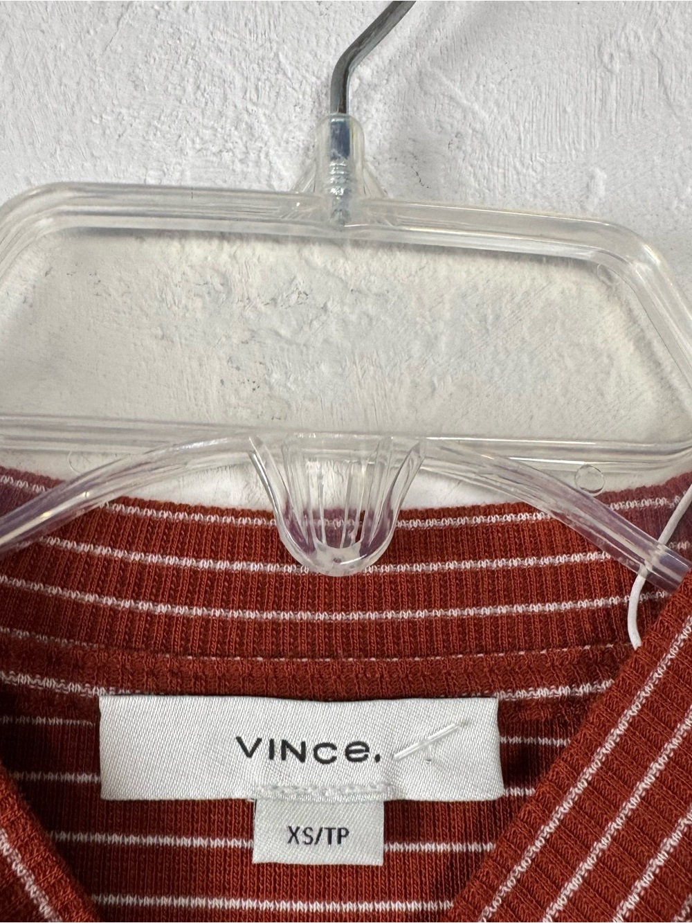 Vince Knit Top Tee Shirt Striped Print Rust Orange White Ribbed Elbow Sleeve - Picture 7 of 7